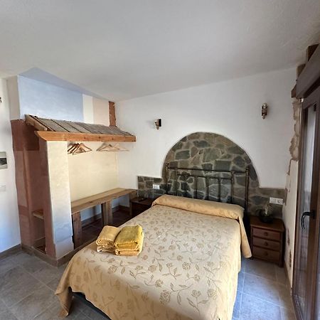 Casa Rural Torremontero Apartamentos 奥尔诺斯 外观 照片