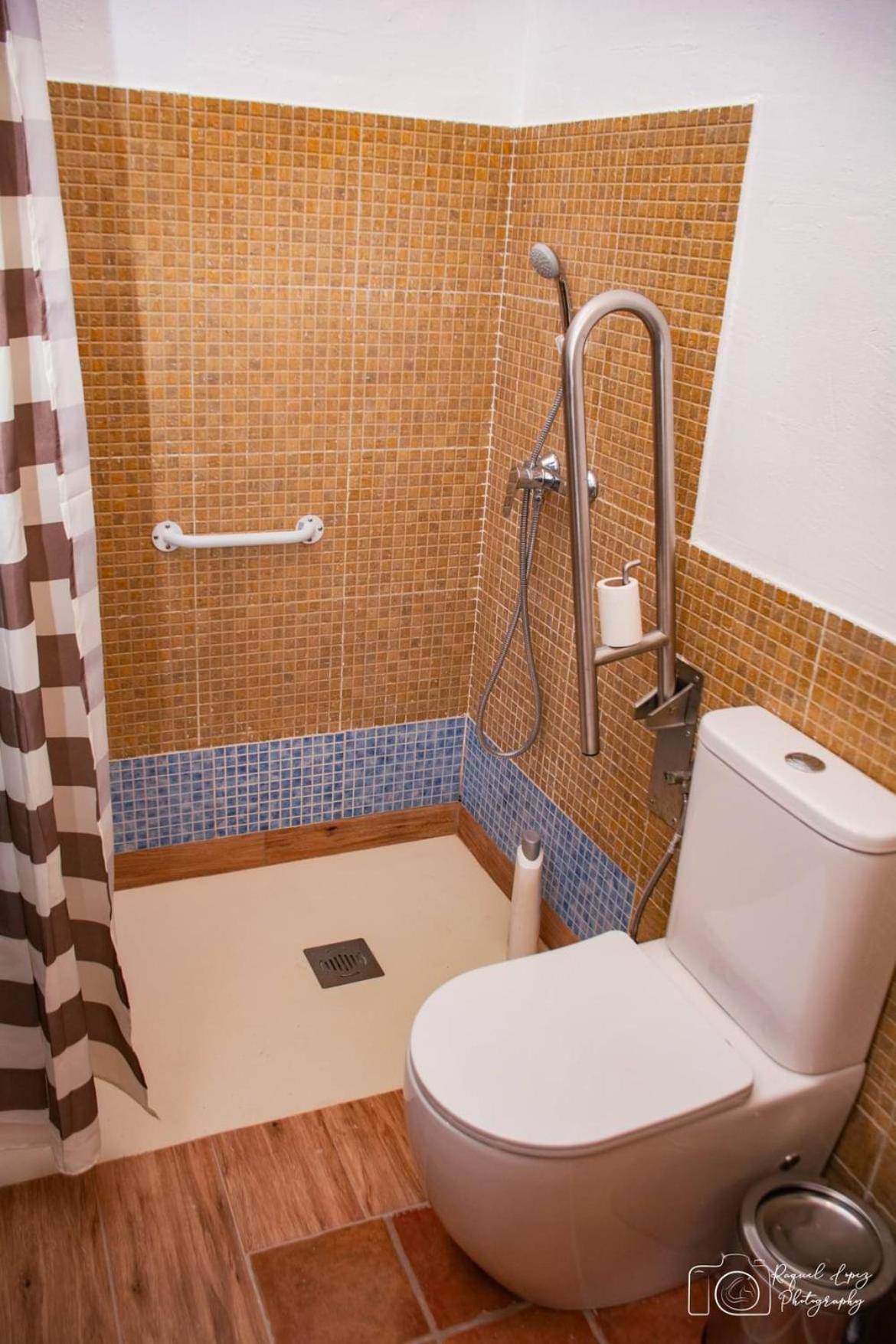 Casa Rural Torremontero Apartamentos 奥尔诺斯 外观 照片