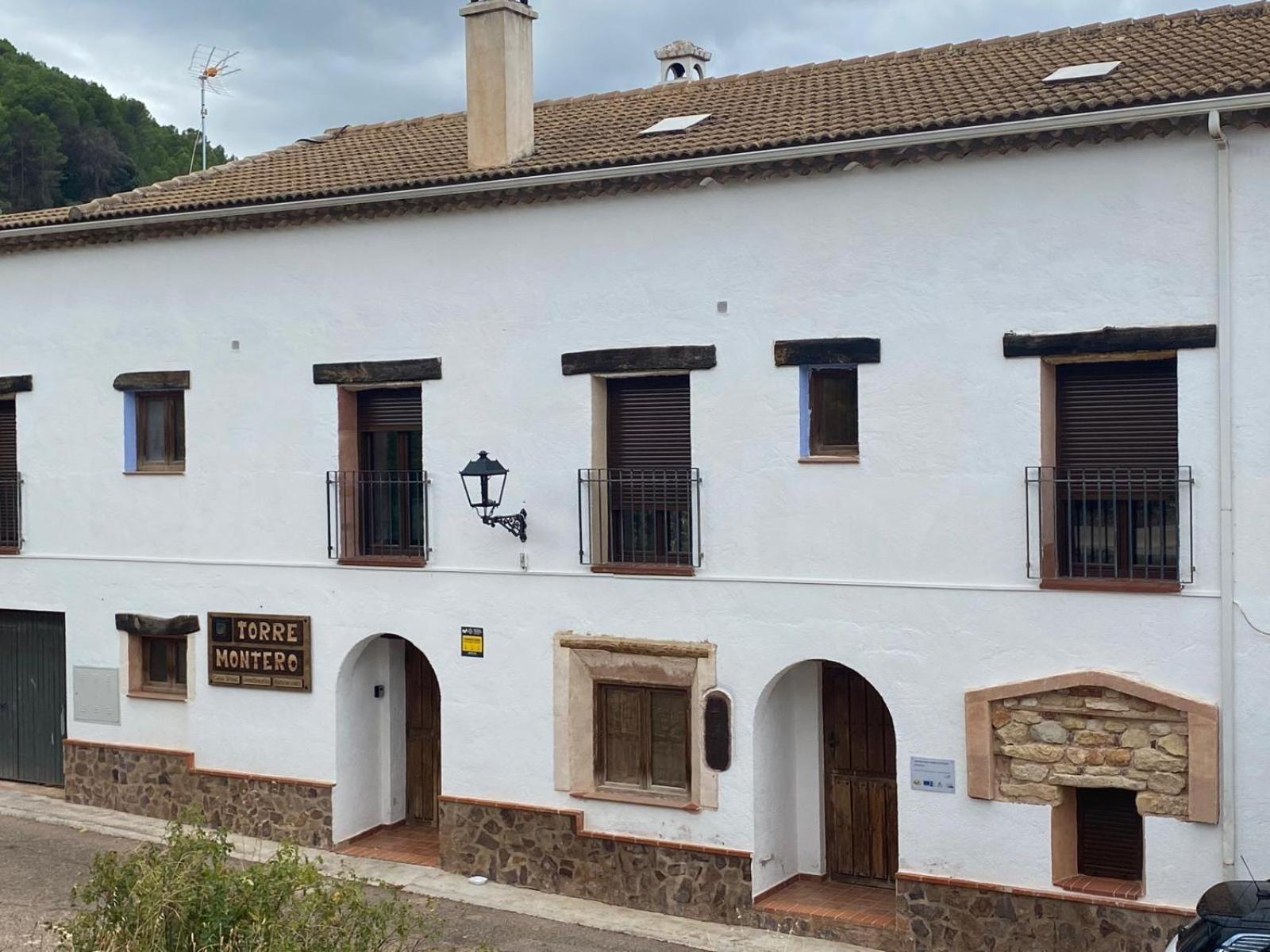 Casa Rural Torremontero Apartamentos 奥尔诺斯 外观 照片